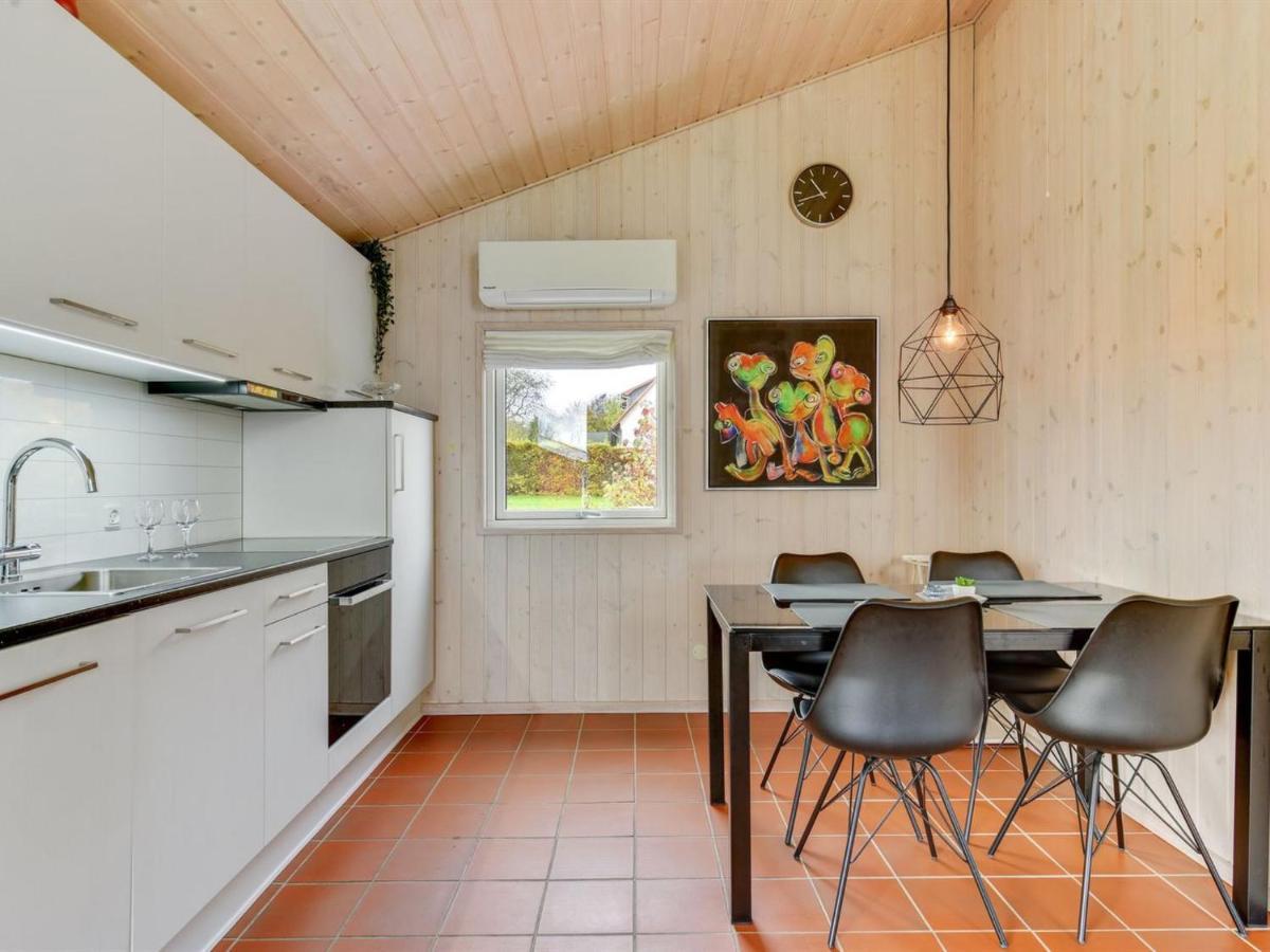 Holiday Home Helga - 100M From The Sea In Se Jutland By Interhome Mommark Esterno foto